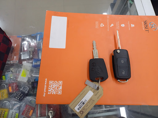 Ukay Locksmith & Remote Control (ukay perdana ampang) Ukay Locksmith & Remote Control (ukay perdana ampang)